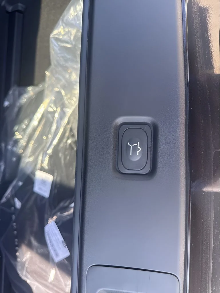 Used 2026 Black Ford Platinum image 32
