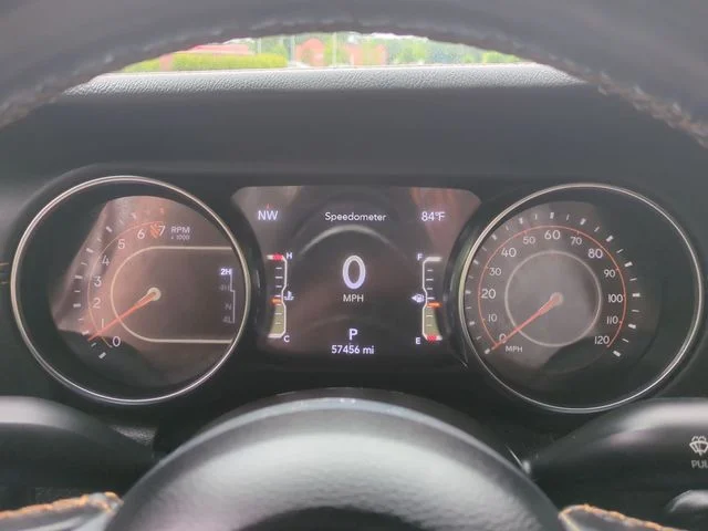 Used 2021 White Jeep Overland image 32