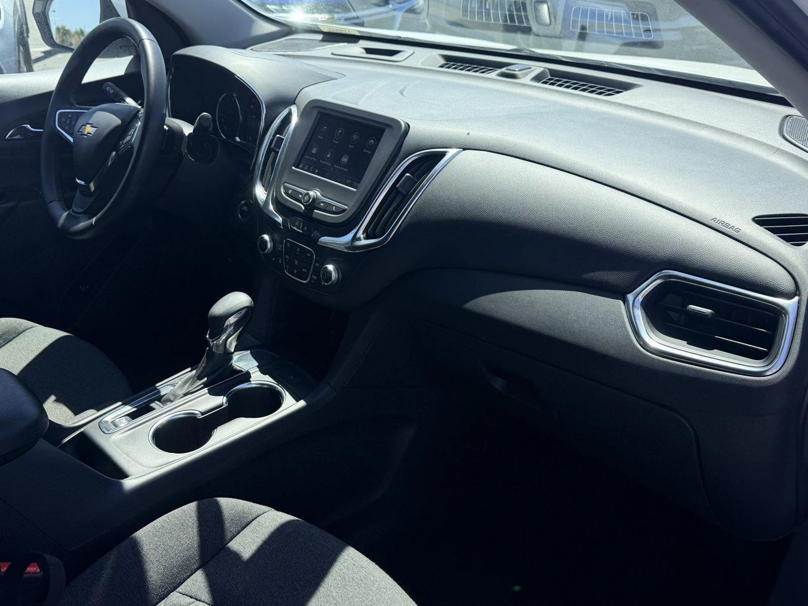 Used 2024 Summit White Chevrolet LT image 7