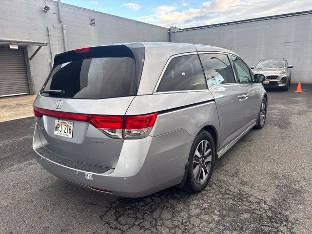 Used 2016 Silver Honda Touring Elite image 5