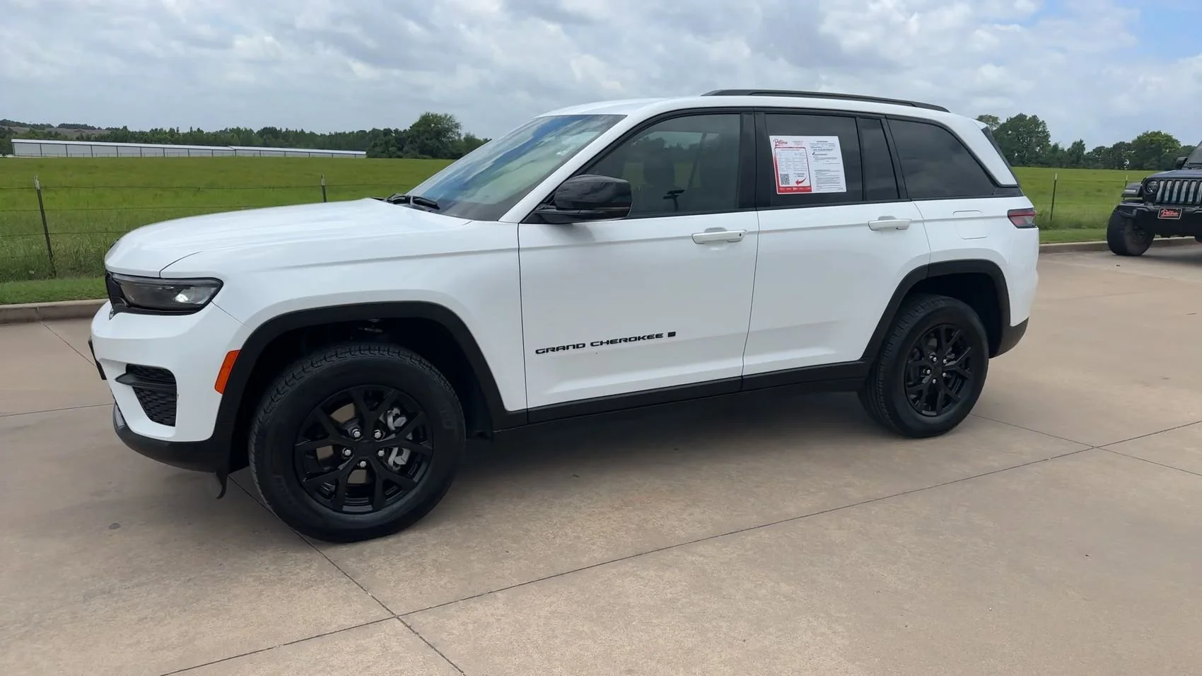 Used 2025 Bright White Clearcoat Jeep Altitude image 5