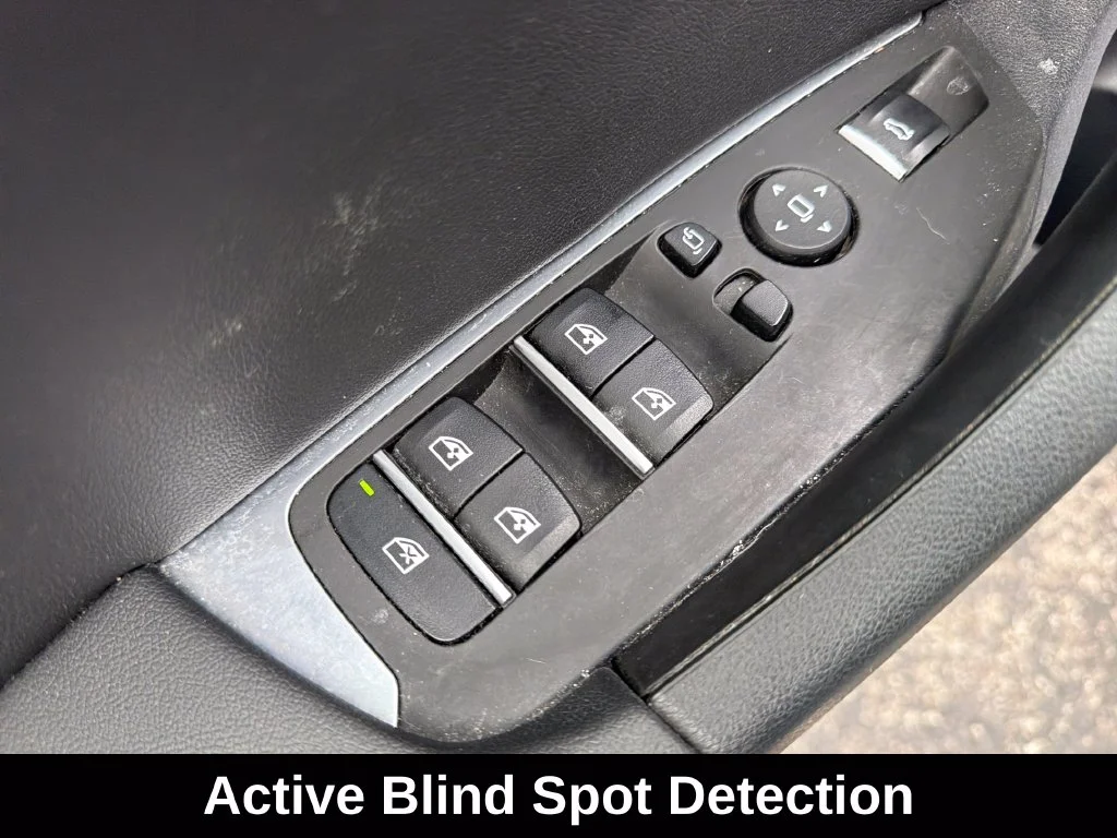 Used 2019 Silver BMW xDrive30i image 14