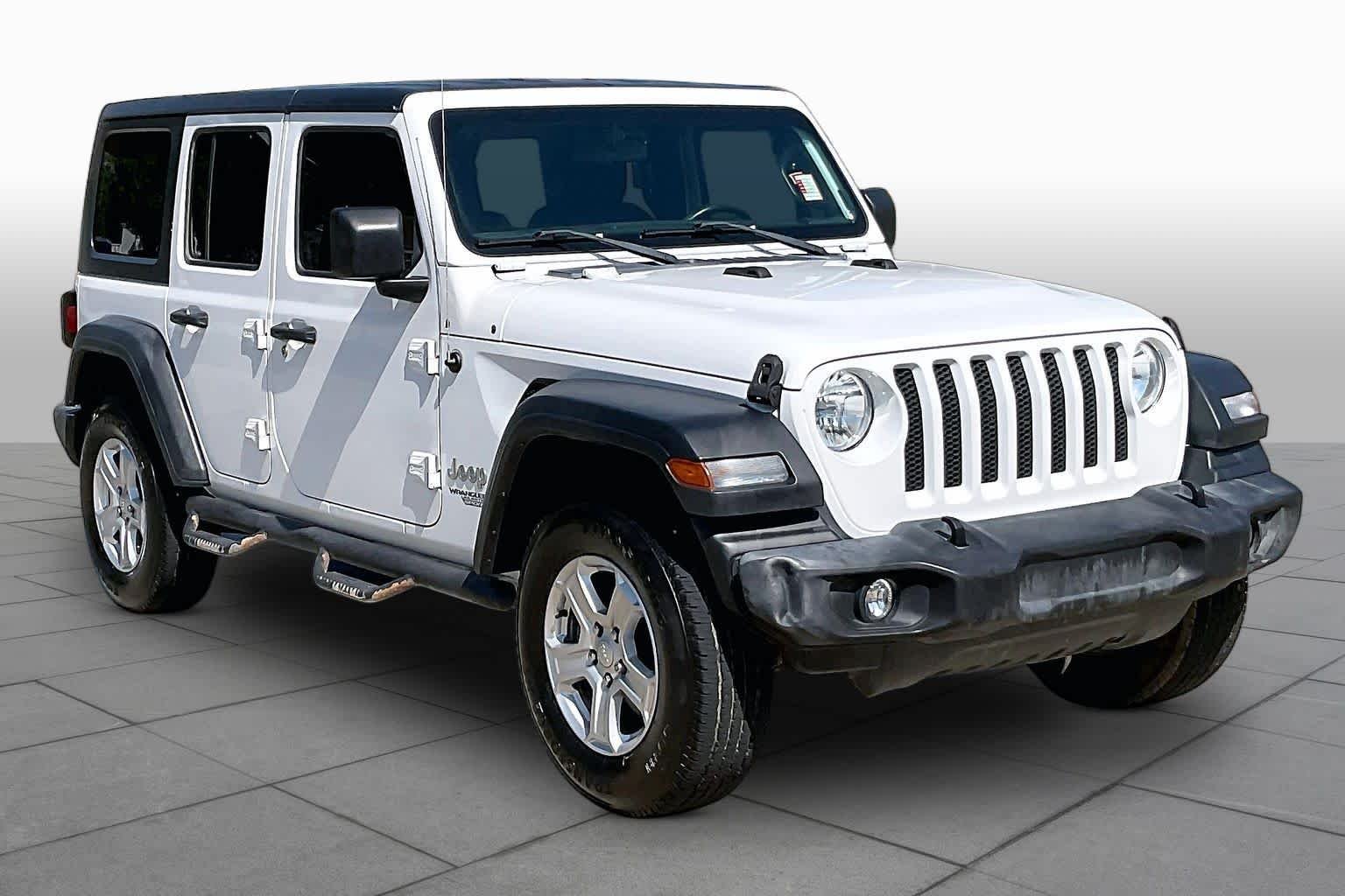 Used 2018 Bright White Clearcoat Jeep Sport S image 3