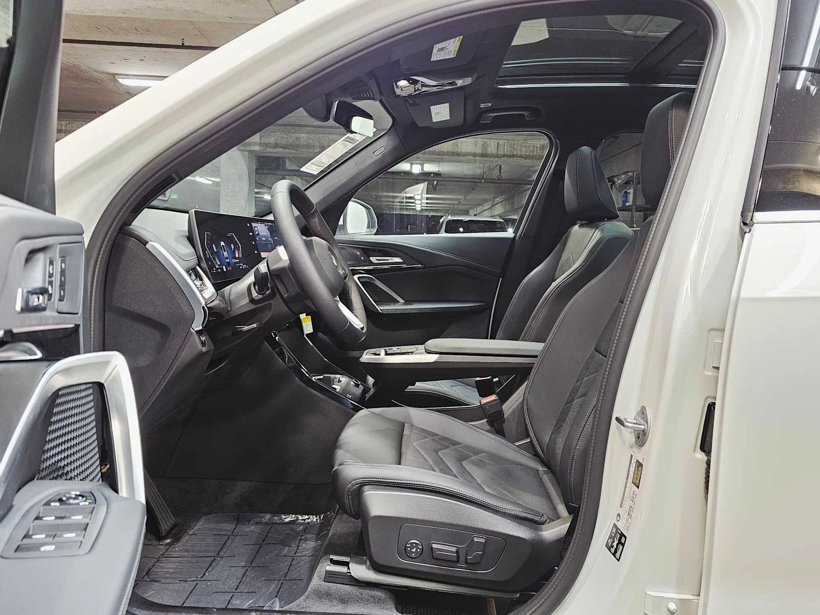 New 2026 Alpine White BMW xDrive28i image 23