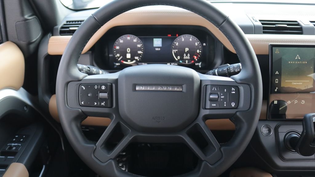 New 2026 Fuji White Land Rover X-Dynamic SE image 19