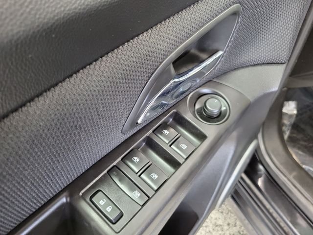Used 2016 Black Chevrolet LTZ image 7