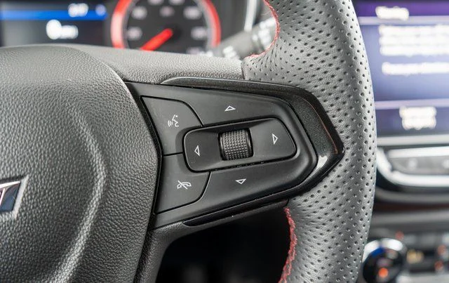 Used 2022 White Chevrolet RS image 23