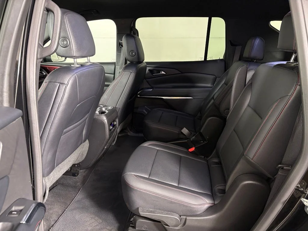 Used 2025 Black Chevrolet Z71 image 36