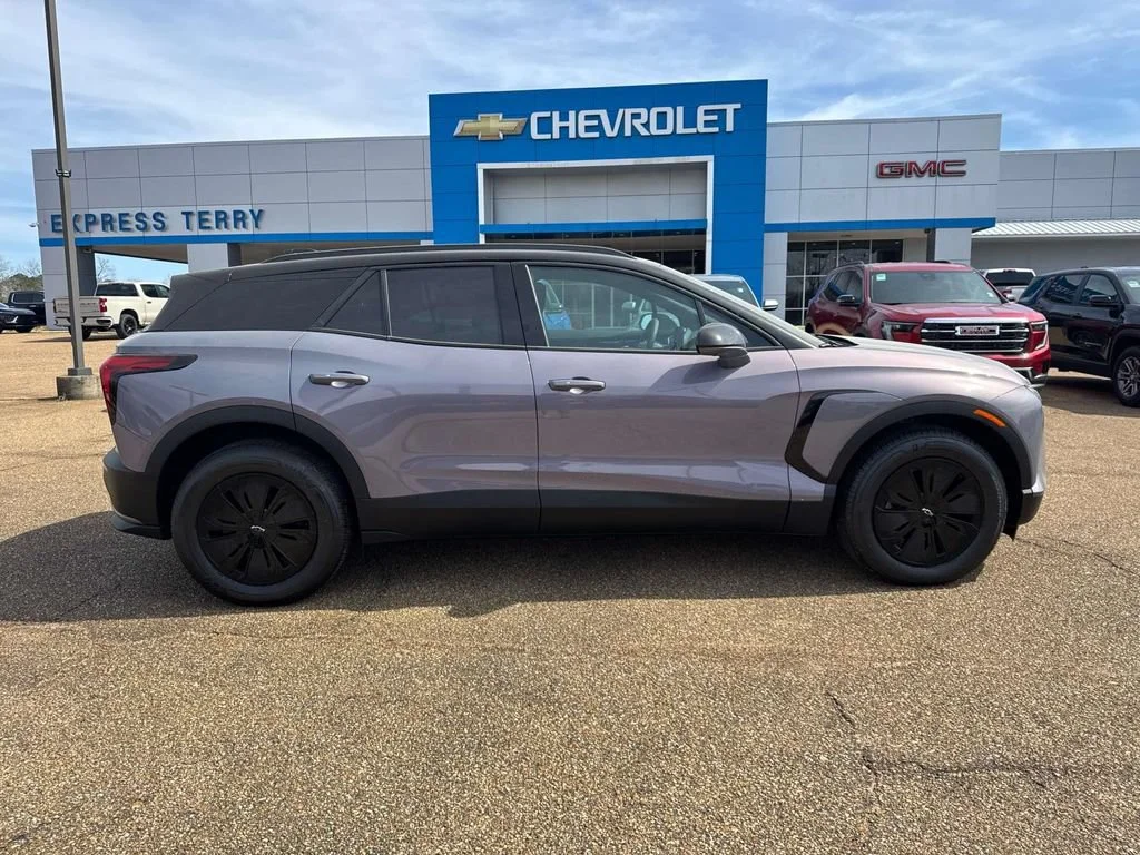 2025 Chevrolet Blazer EV LT - Photo 14