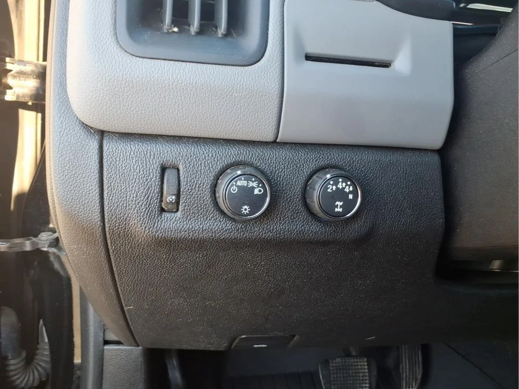 Certified Used 2019 Black Chevrolet Work Truck image 17