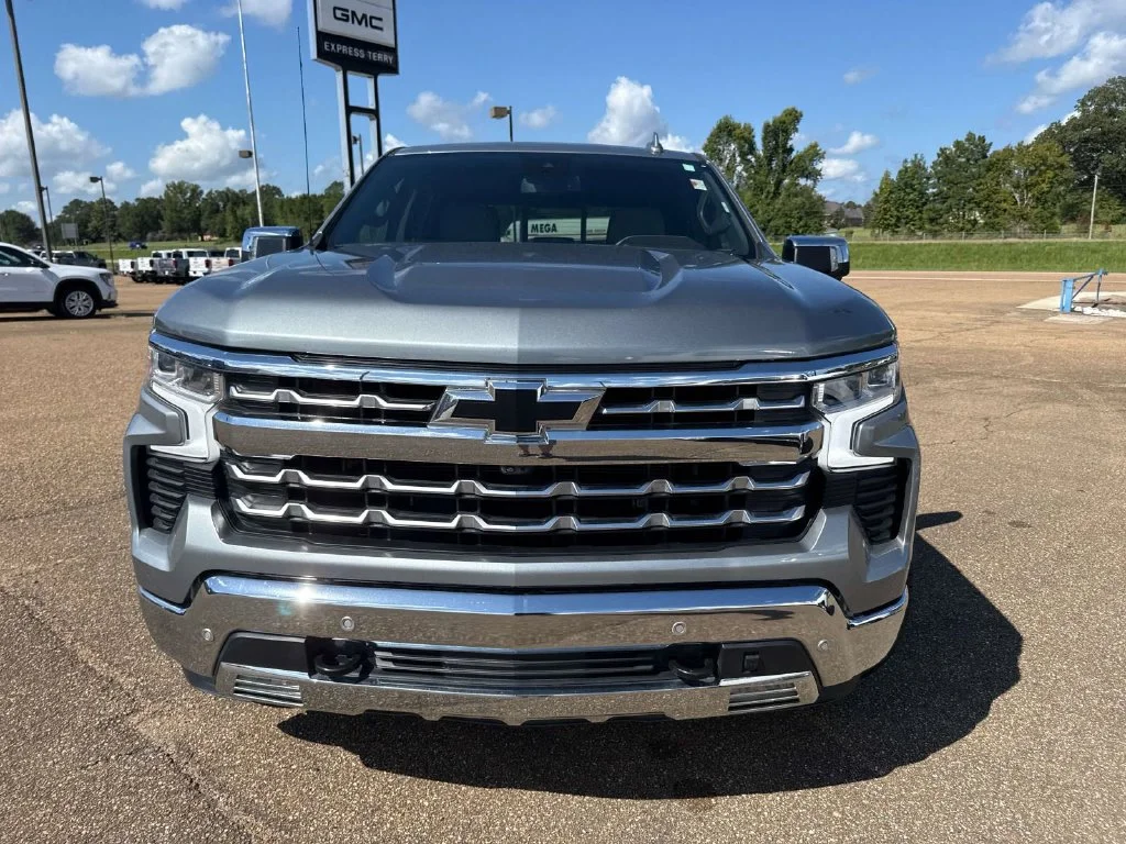 Used 2024 Gray Chevrolet LTZ image 2