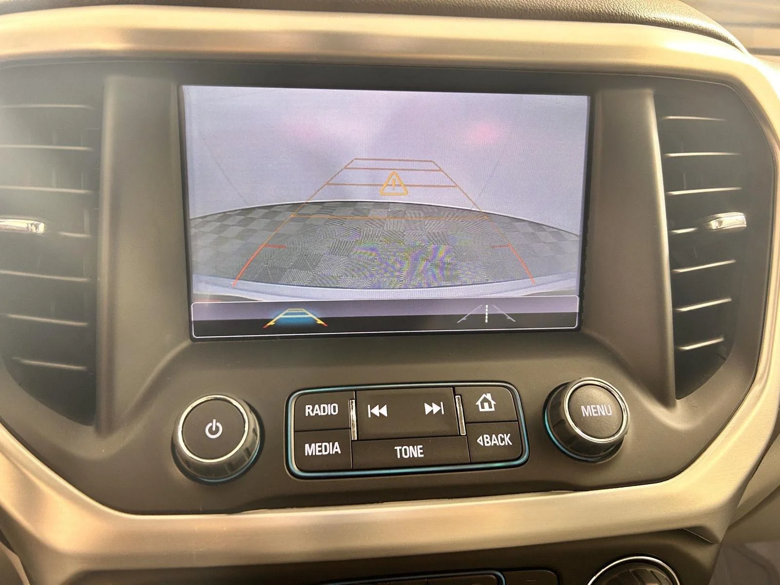 Used 2018 Summit White GMC SLT image 22