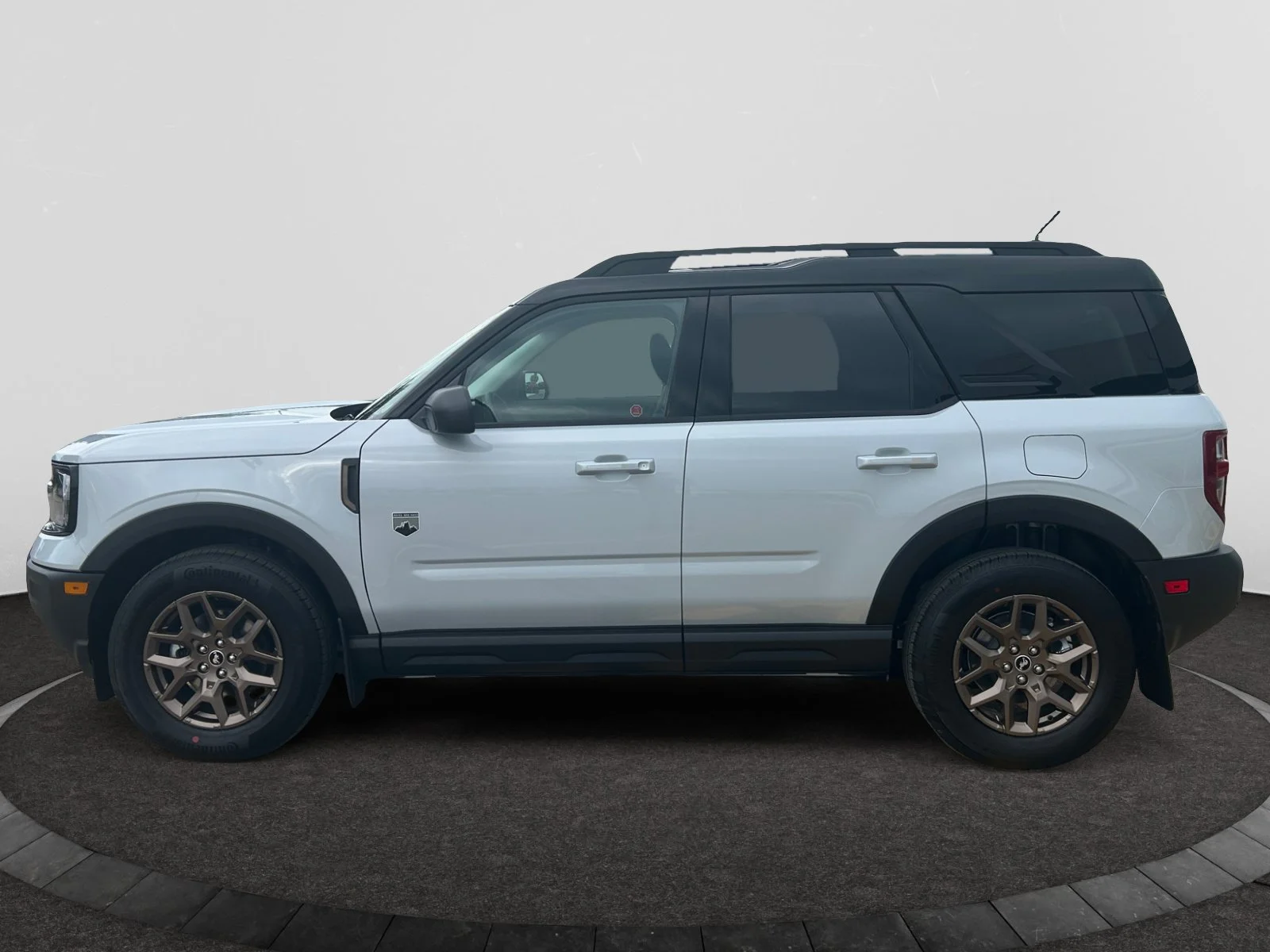 New 2026 Space White Metallic Ford Big Bend image 2