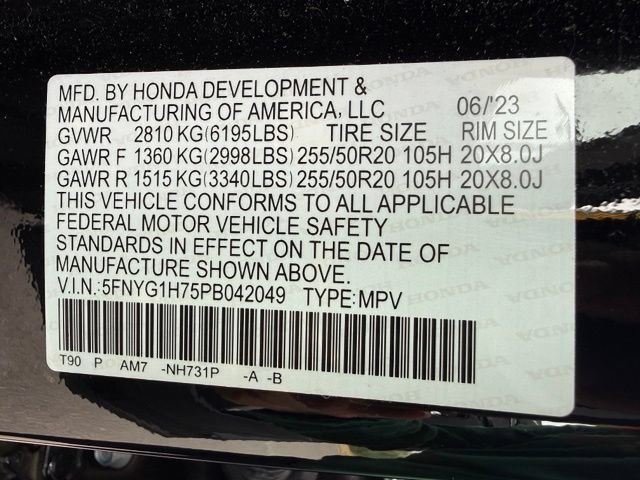 Used 2023 Crystal Black Pearl Honda Touring image 12