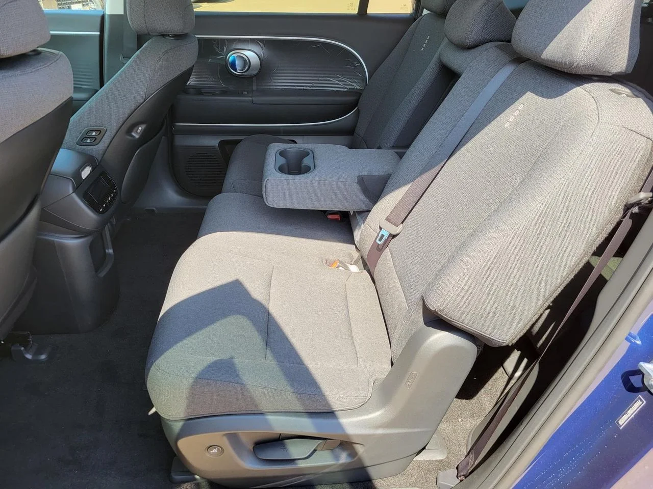 2026 Hyundai IONIQ 9 SE - Photo 12