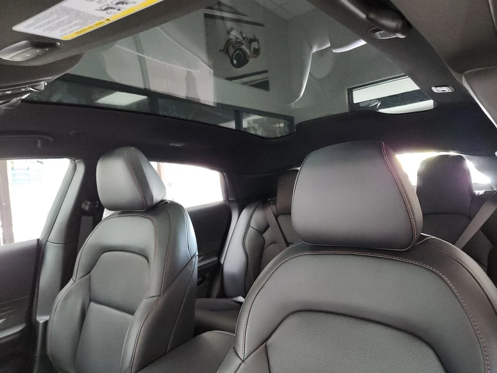 New 2026 White Knuckle Exterior Paint Dodge R/T Plus image 20