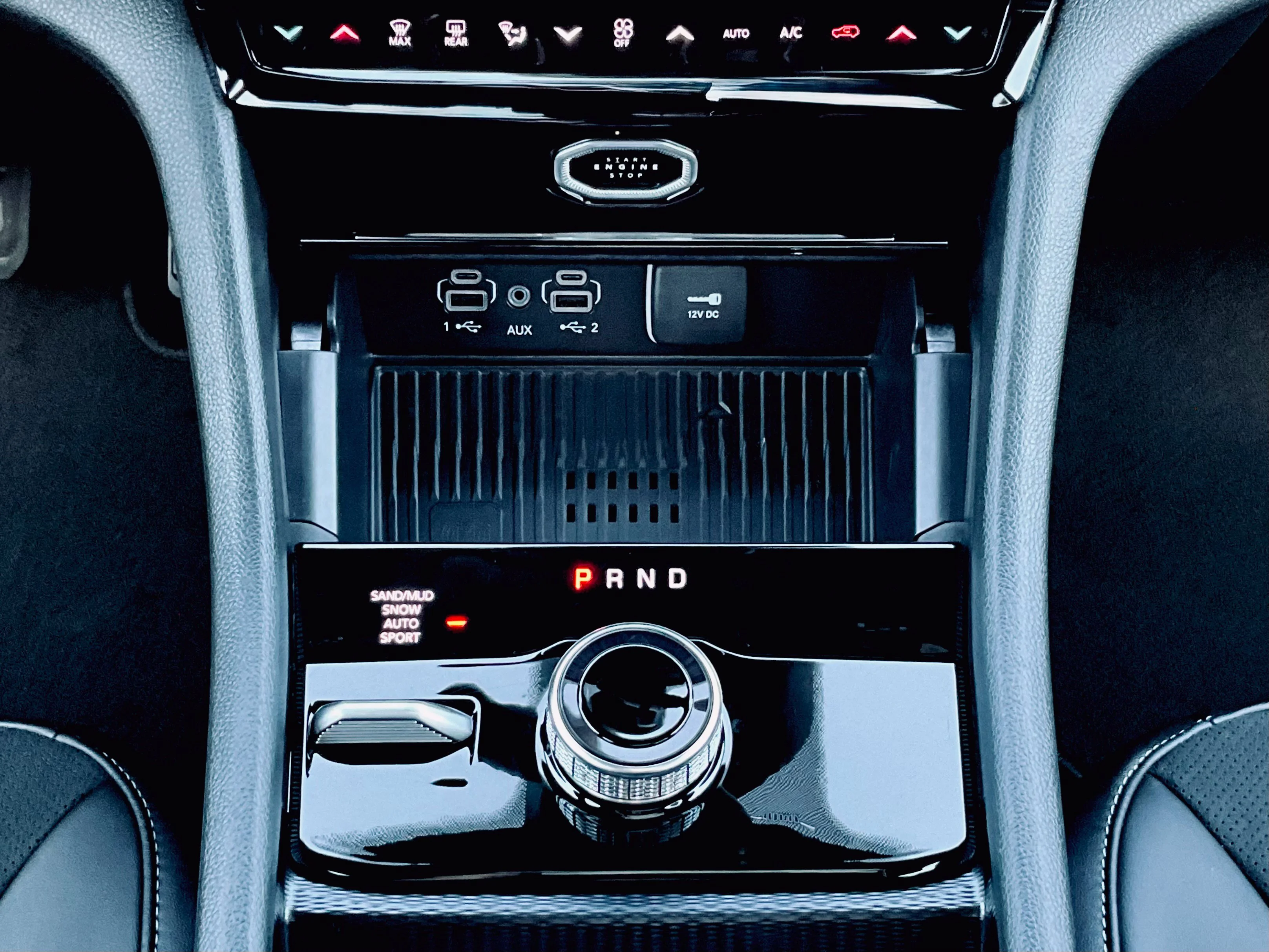 New 2027 White Jeep Laredo Altitude image 16