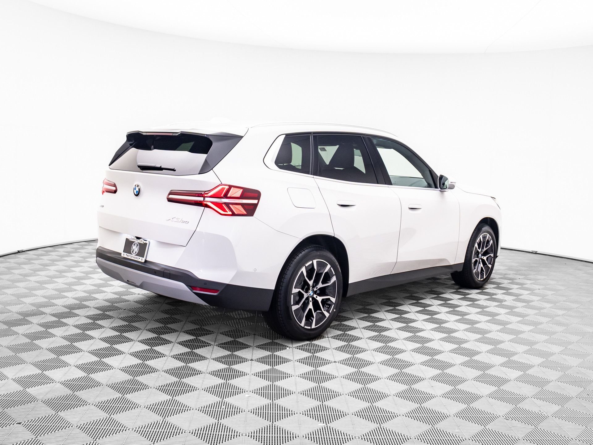 Certified Used 2026 Alpine White BMW 30 xDrive image 5