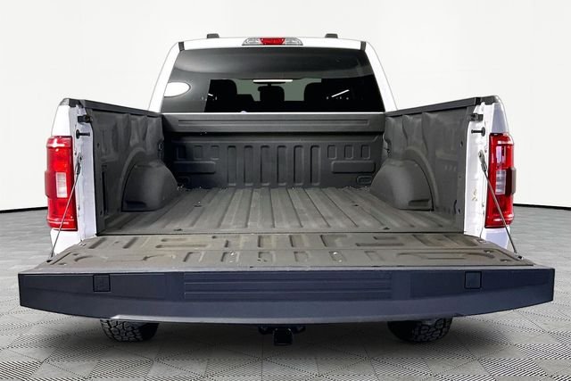 Used 2021 White Ford XLT image 7