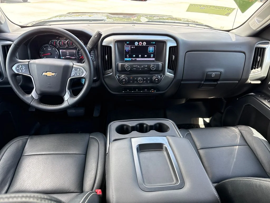Used 2015 Black Chevrolet LT image 6