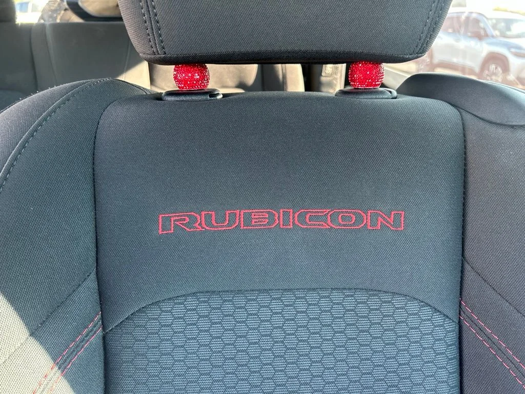 Used 2022 Crystal Metallic Jeep Rubicon image 16