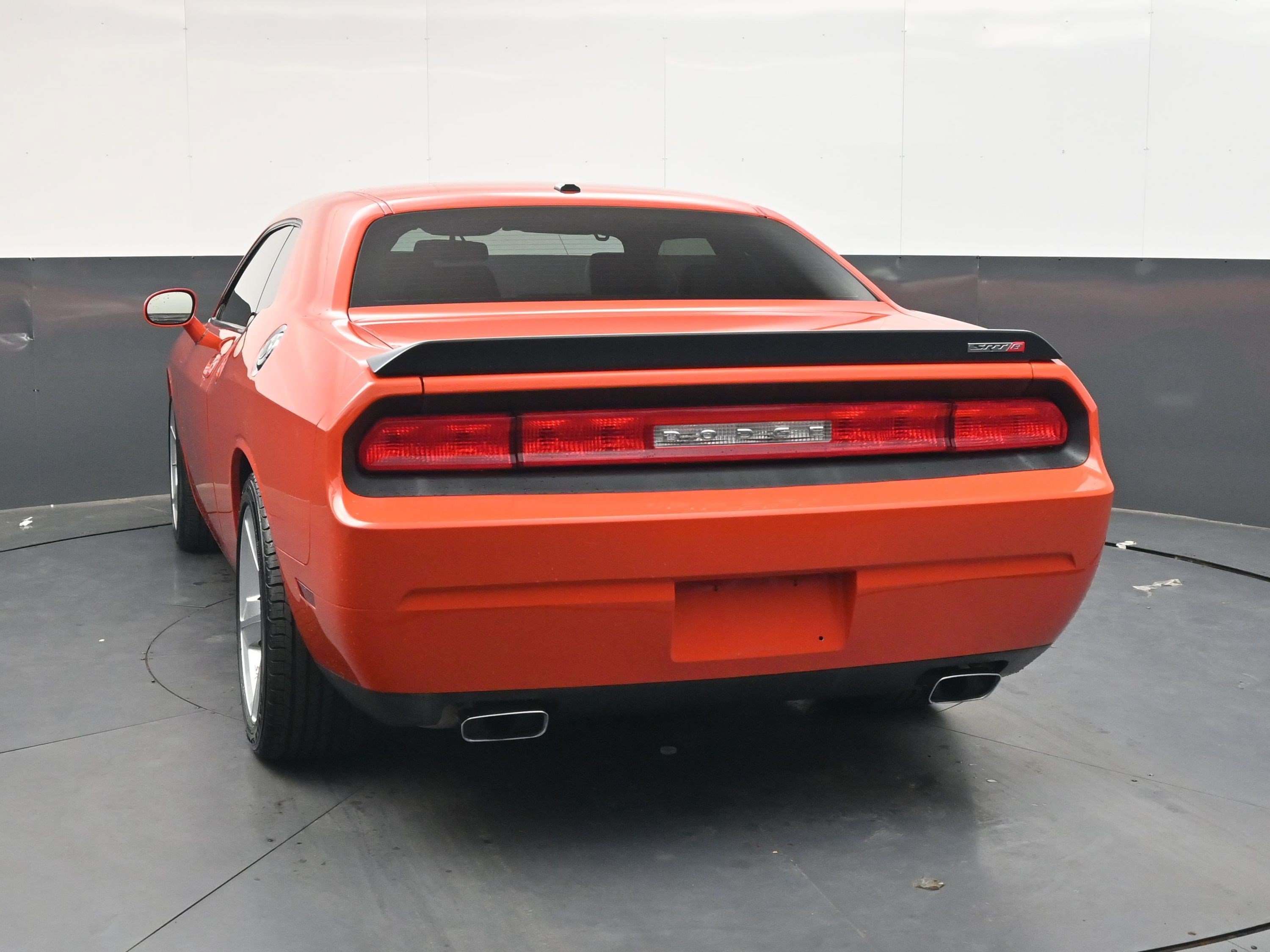 Used 2009 Hemi Orange Pearl Dodge SRT8 image 5