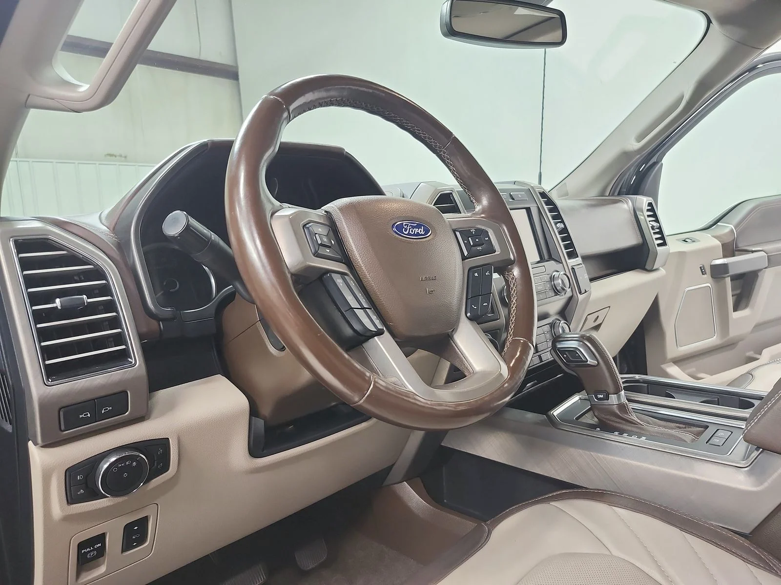 Used 2020 Black Ford Limited image 18