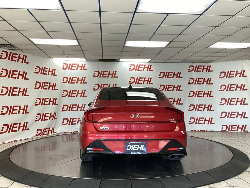 Used 2021 Red Hyundai SEL Plus image 6