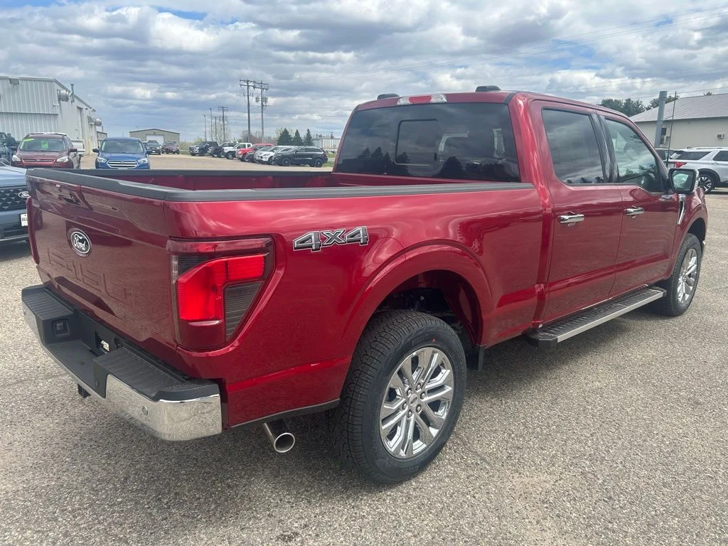New 2026 Ruby Red Metallic Tinted Clearcoat Ford XLT image 7
