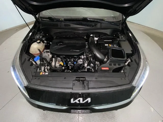 Used 2022 Black Kia GT image 25