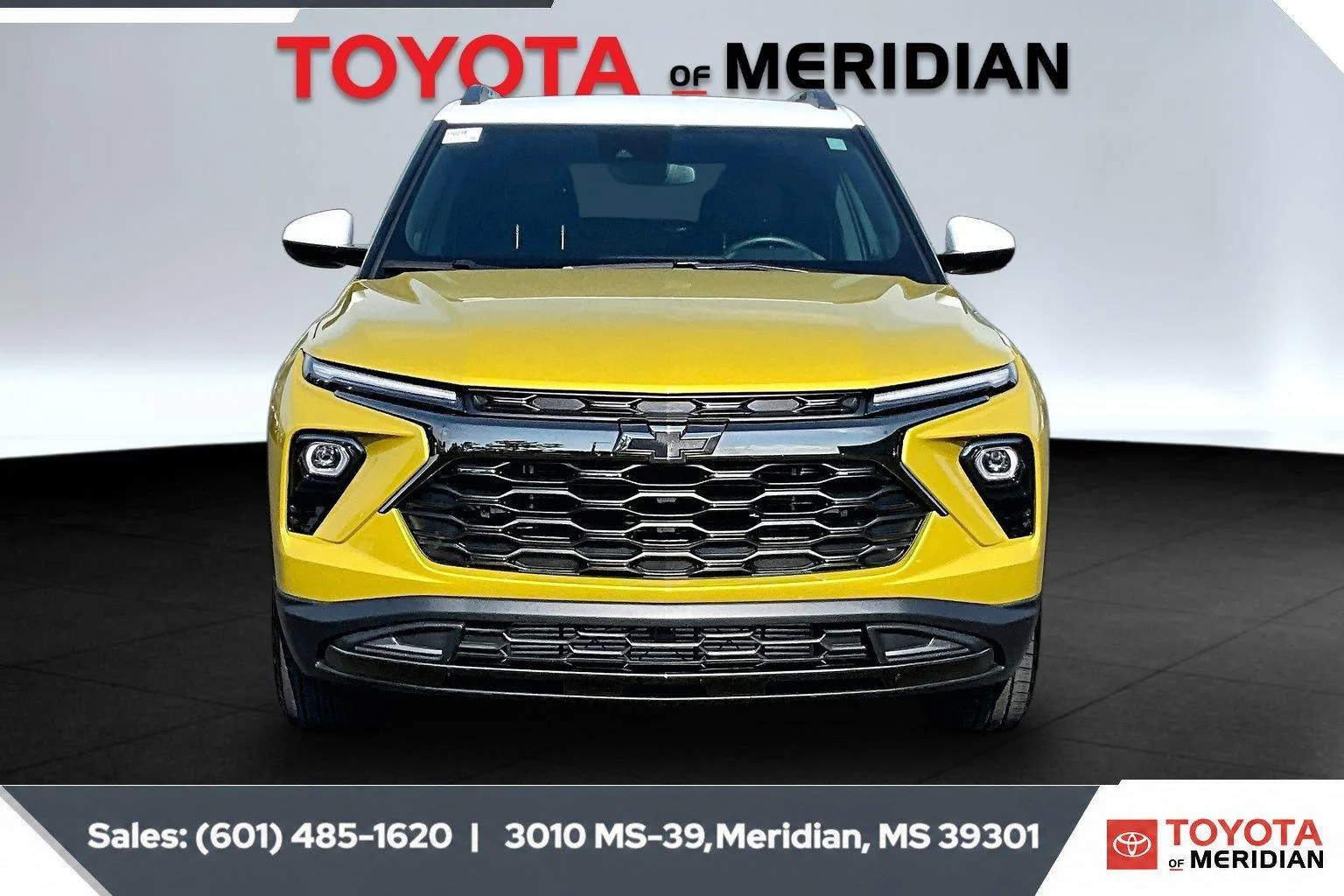 Used 2025 Nitro Yellow Metallic Chevrolet ACTIV image 3