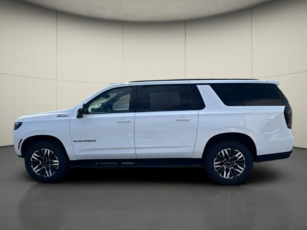New 2026 Summit White Chevrolet Z71 image 2