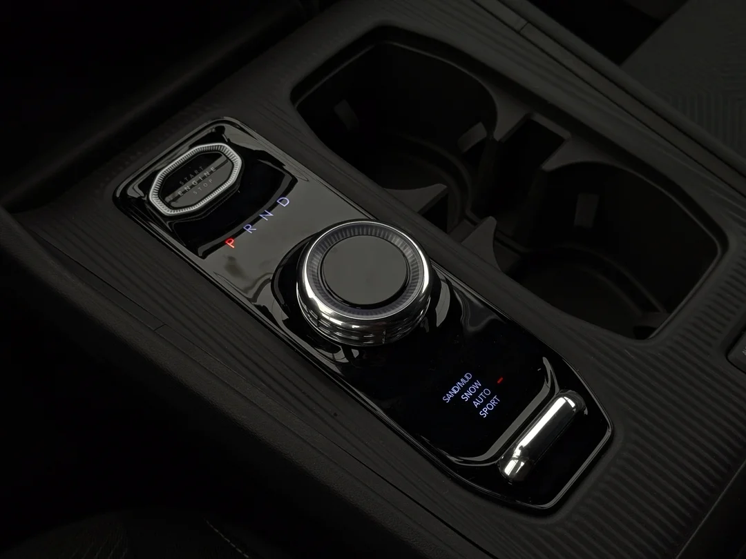 New 2026 41 Jeep Laredo - - 4x4 - Pkg 23F - Mopar Protect Pkg - Compact Spare - 1.6L Turbo Hybrid & More! image 20
