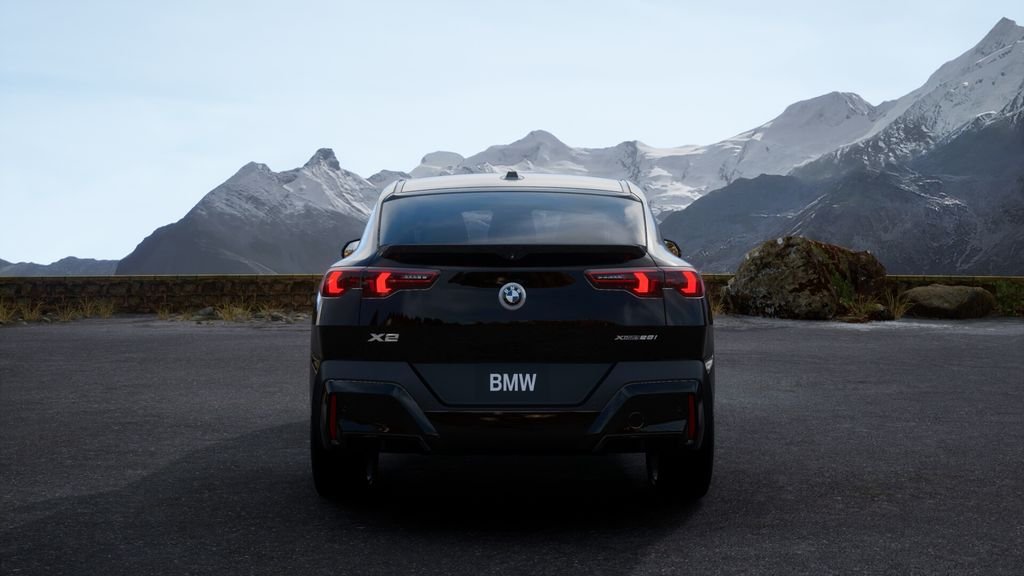 New 2026 Black Sapphire Metallic BMW xDrive28i image 28