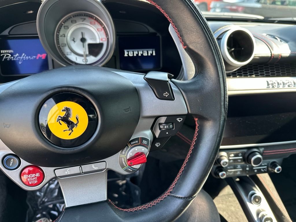 Used 2022 Silver Ferrari Base image 20