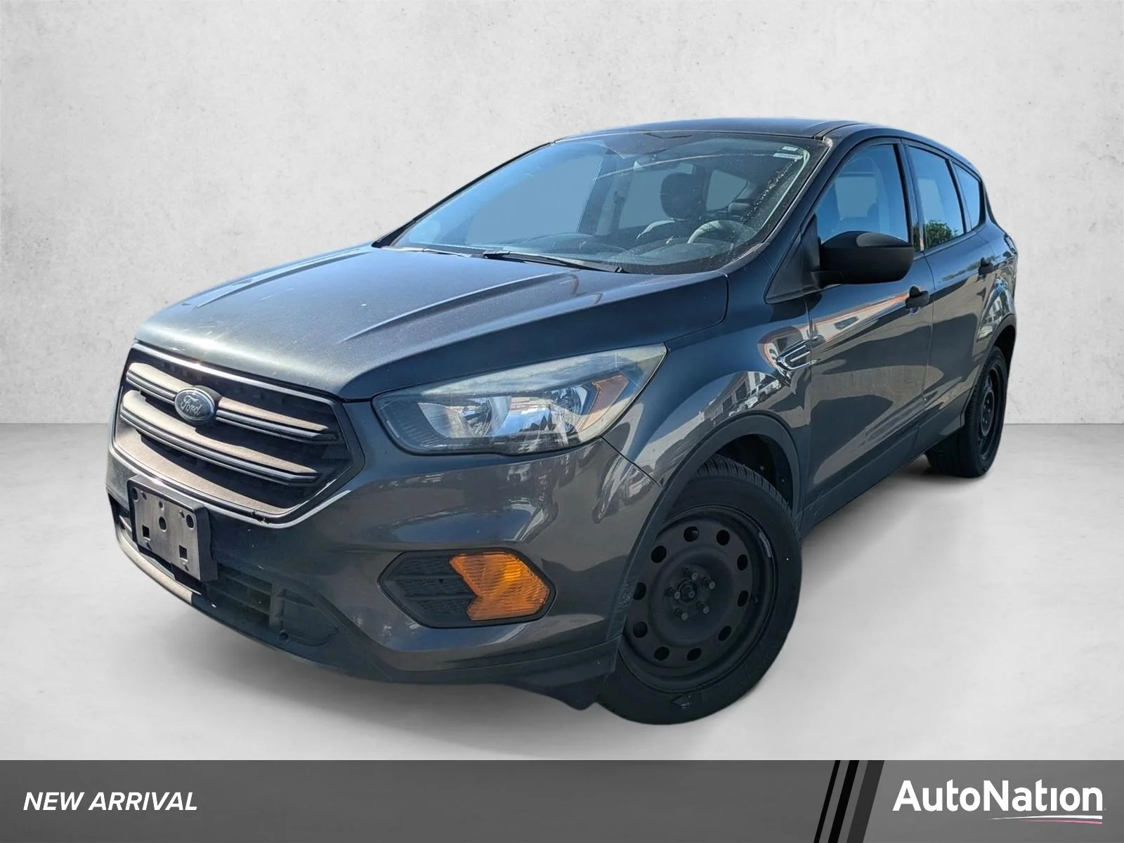 Used 2018 Magnetic Metallic Ford S image 1