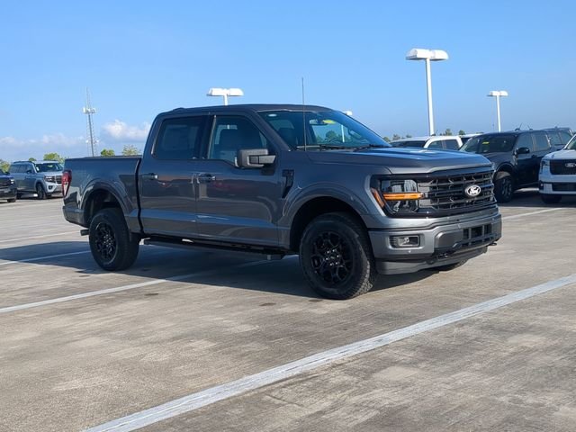 New 2026 Carbonized Gray Metallic Ford XLT image 104