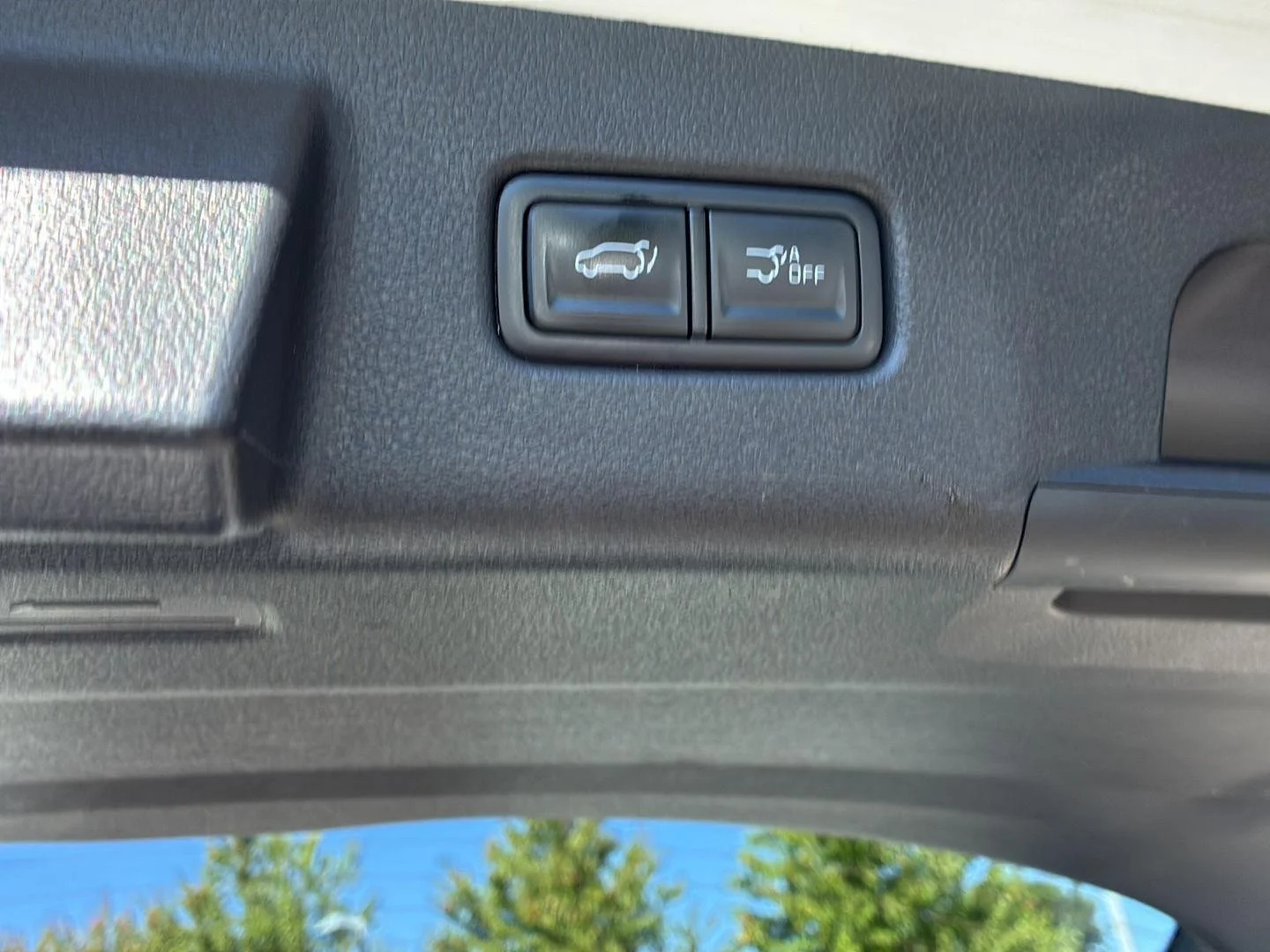 Used 2024 Glacial White Pearl Kia SX X-Line image 23