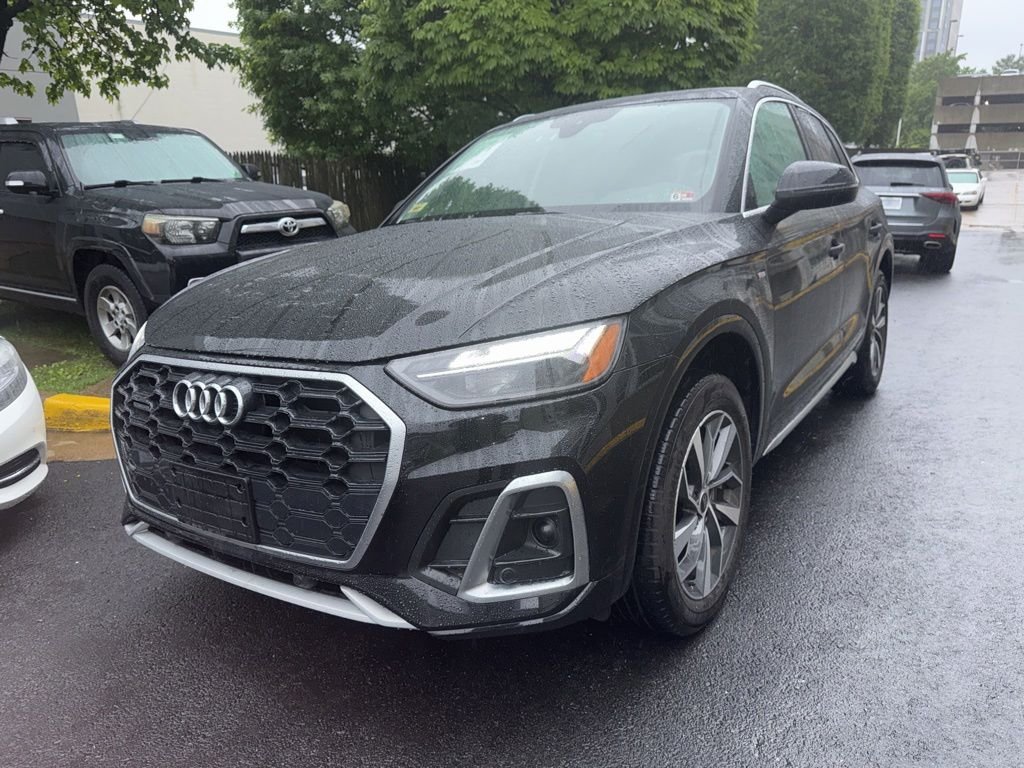 2023 Audi Q5 45 Premium's photo