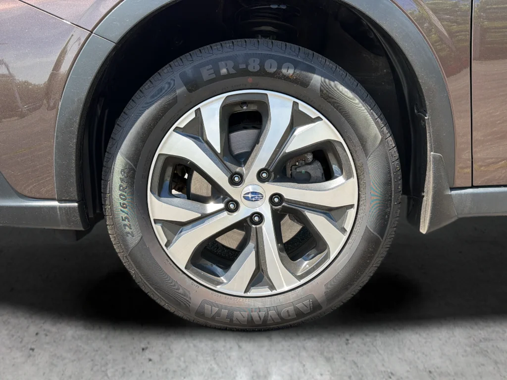 2021 Subaru Outback Limited - Photo 35
