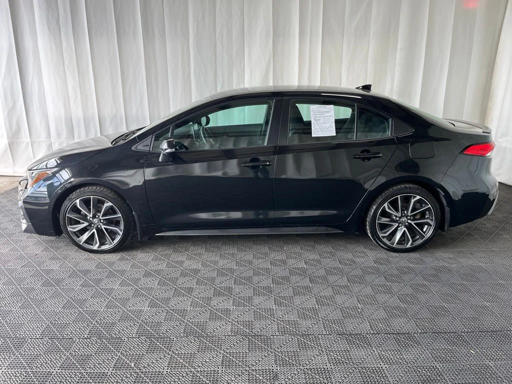 Used 2020 Black Sand Pearl Toyota SE image 28