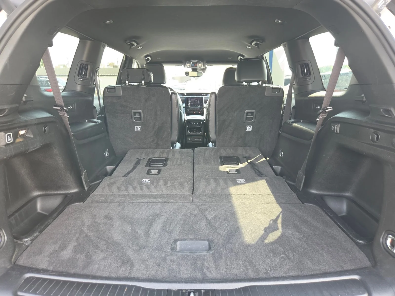 Used 2021 Bright White Clearcoat Jeep Altitude image 38