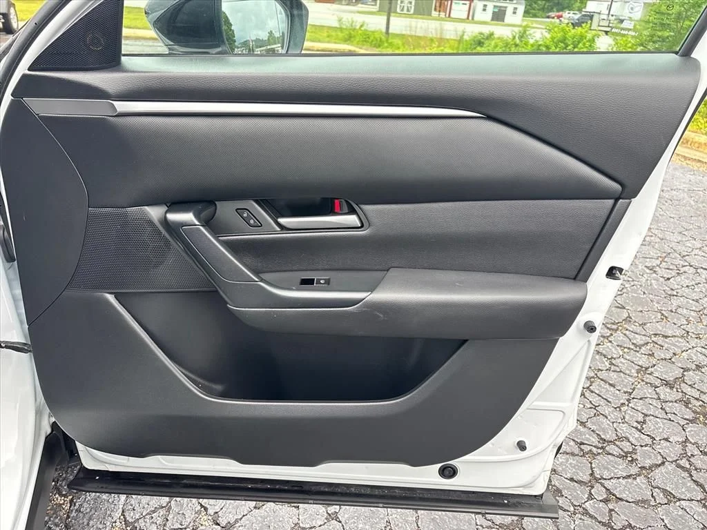 Used 2024 Beige Mazda 2.5 S Select Package image 13