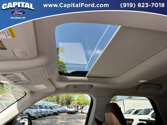 Used 2025 Gray Ford Outer Banks image 24