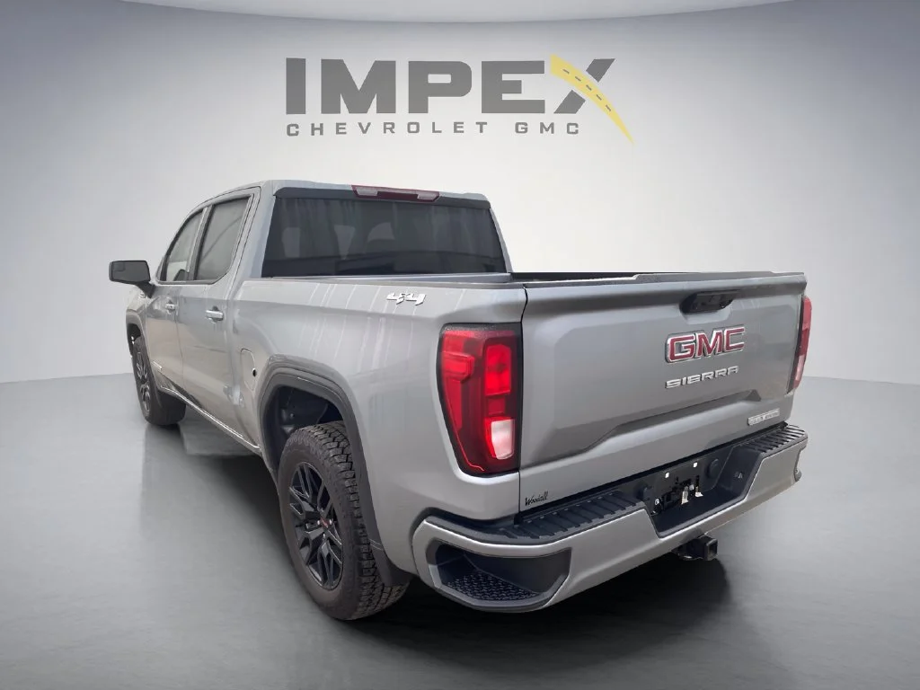 Used 2025 Sterling Metallic GMC Elevation image 3