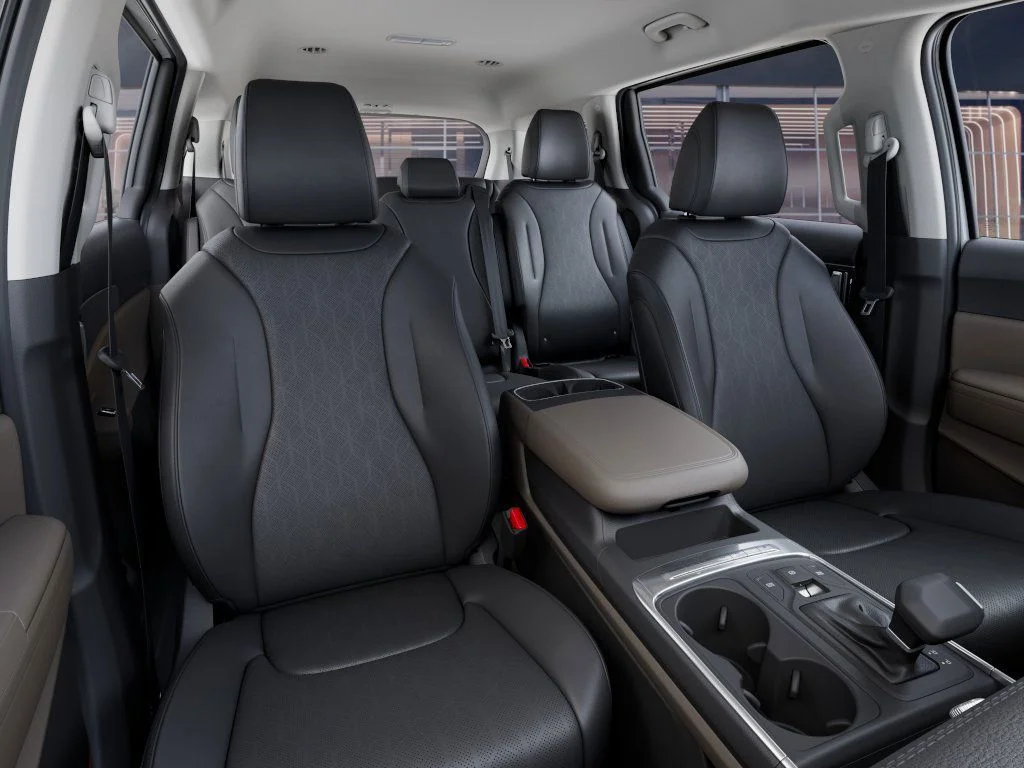 New 2026 Snow White Pearl Kia LXS image 15