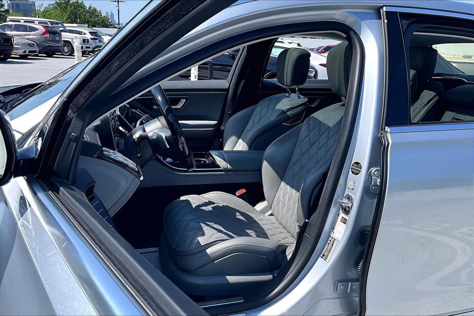 Used 2022 Cirrus Silver Mercedes-Benz S 580 image 8