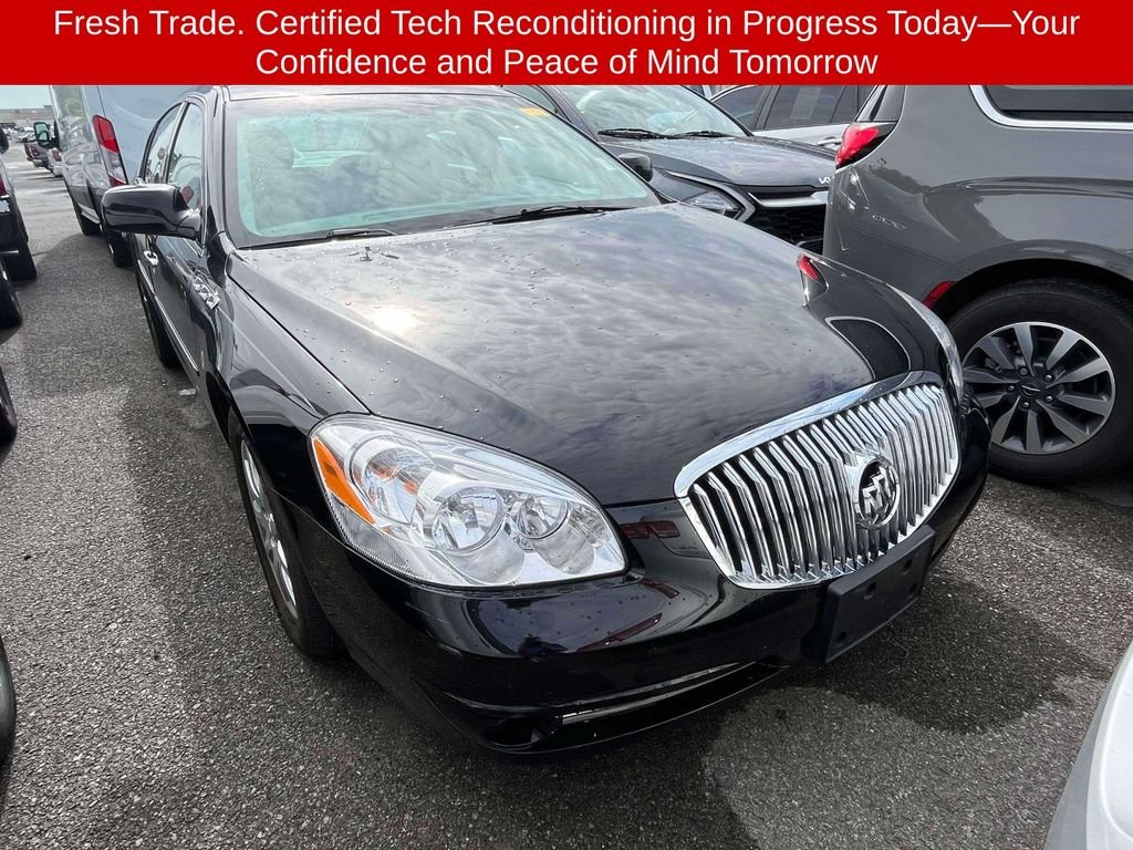 2011 Buick Lucerne CXL's photo