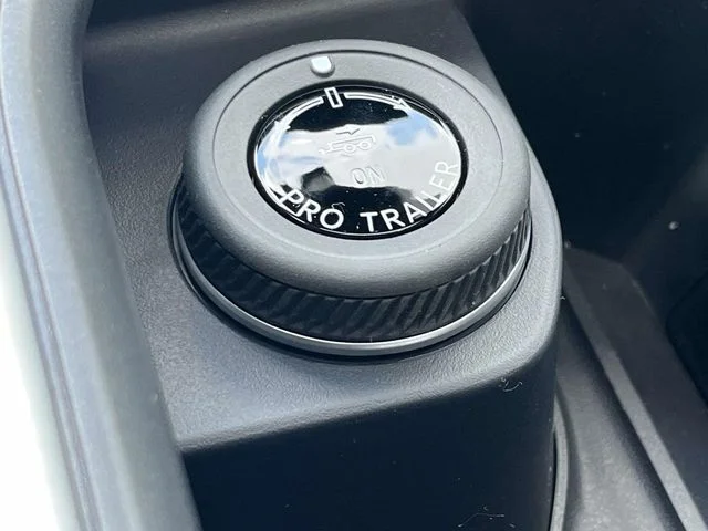 New 2027 Glacier Gray Metallic Tri-Coat Ford MAX Platinum image 24