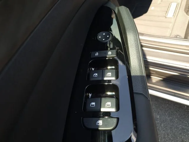 2025 Kia Sportage X-Line Prestige - Photo 19